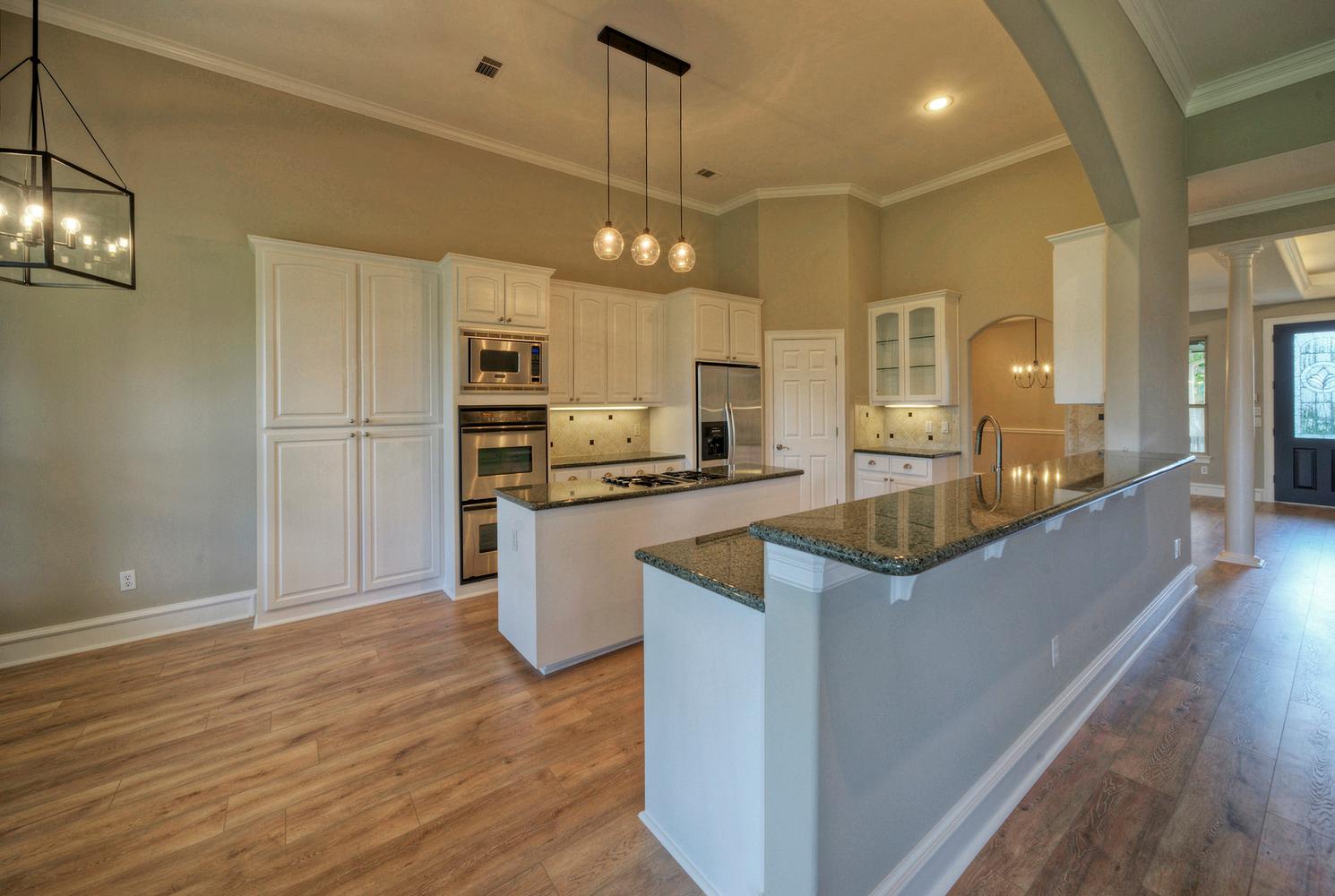 12012 Uplands Ridge Drive Bee Cave, TX 78738 - Photo 13 of 39