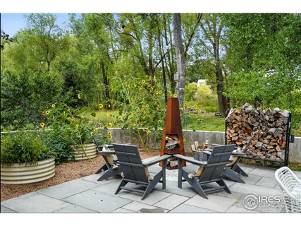 a view of outdoor space yard and patio