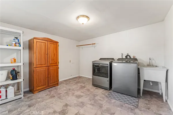 a view of livingroom with hardwood
