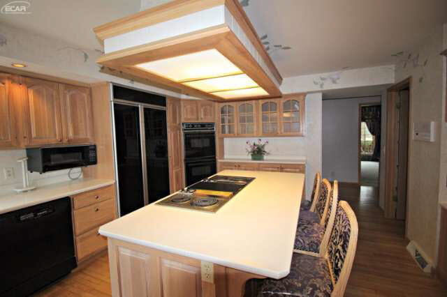 7561 East River Road Flushing, MI 48433 - Photo 23 of 40 20454061-22.JPG