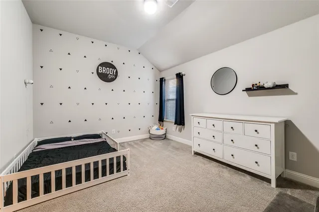 a view of a livingroom with furniture