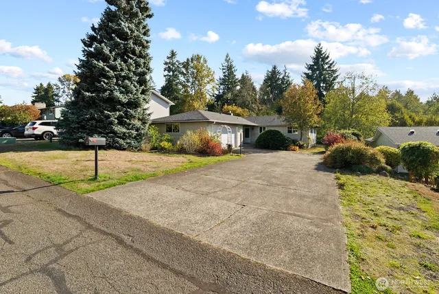 $400,000 | 1410 Beech Avenue, Steilacoom, WA 98388