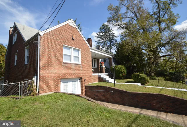 $789,000 | 210 Peabody Street Northeast, Washington, DC 20011