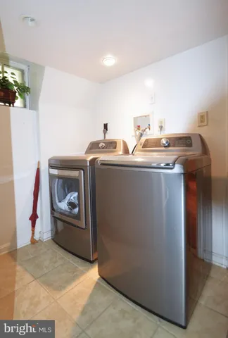 $789,000 | 210 Peabody Street Northeast, Washington, DC 20011