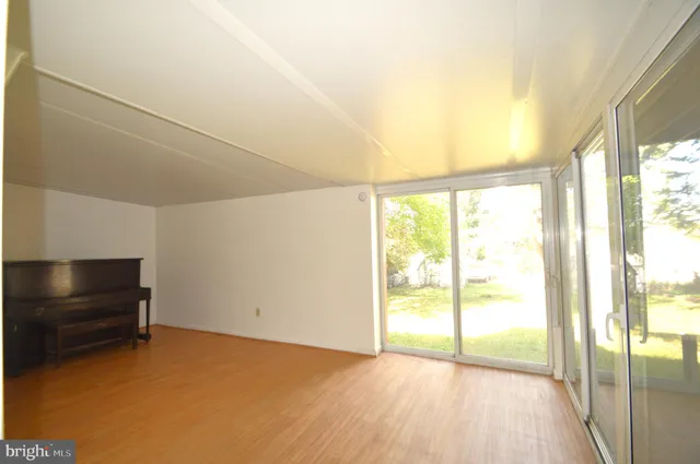 $789,000 | 210 Peabody Street Northeast, Washington, DC 20011