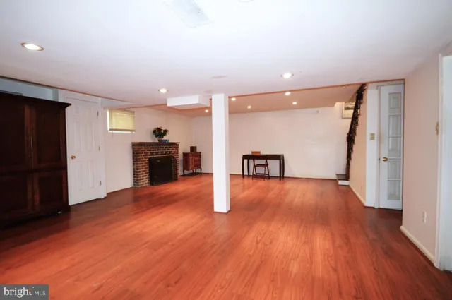 $789,000 | 210 Peabody Street Northeast, Washington, DC 20011