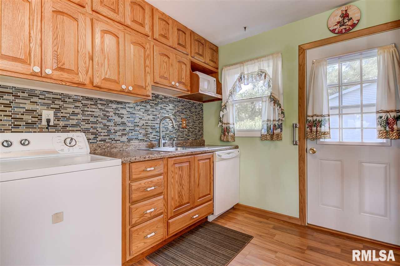 2330 Ramsey Road Springfield, IL 62702 - Photo 7 of 26