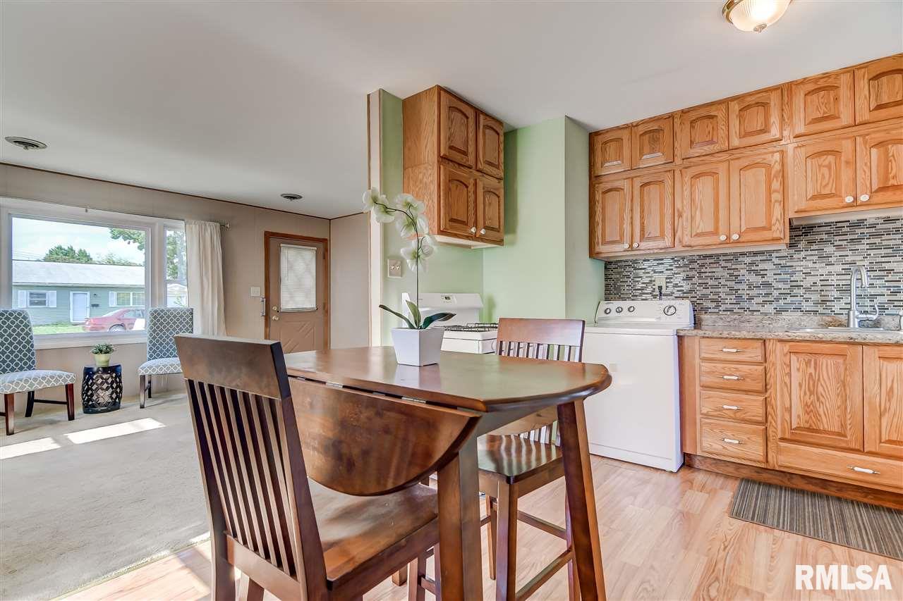 2330 Ramsey Road Springfield, IL 62702 - Photo 8 of 26