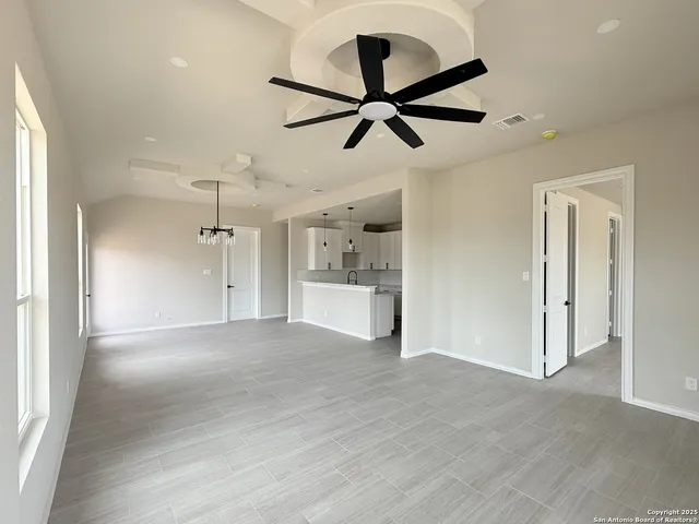 $290,000 | 1416 Corgey Road, Pleasanton, TX 78064