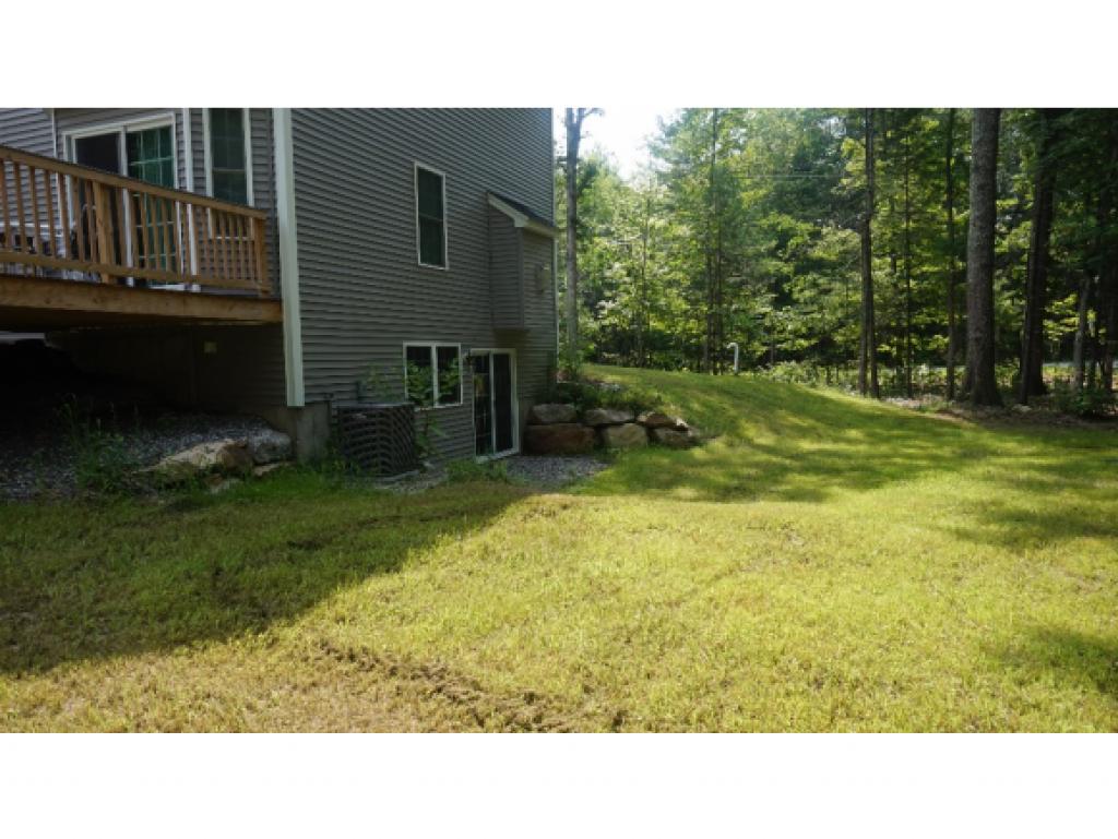 79 Back River Road Bedford, NH 03110 - Photo 5 of 28