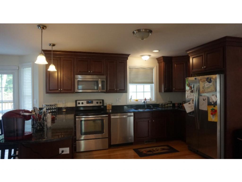 79 Back River Road Bedford, NH 03110 - Photo 7 of 28