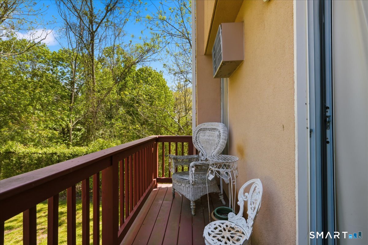 592 Shennecossett Road, Unit D86 Groton, CT 06340 - Photo 26 of 32