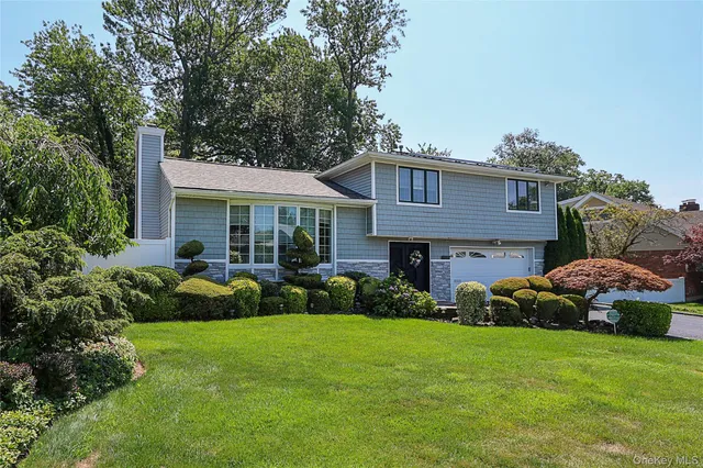 $1,588,000 | 64 Hamilton Drive, Roslyn, NY 11576