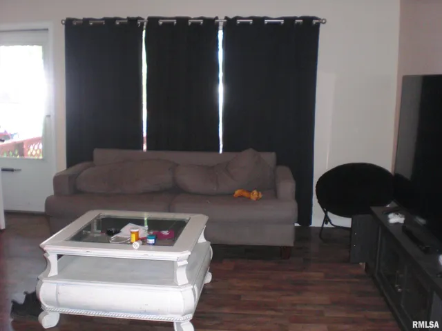 $97,000 | 103 Kim Street, De Soto, IL 62924