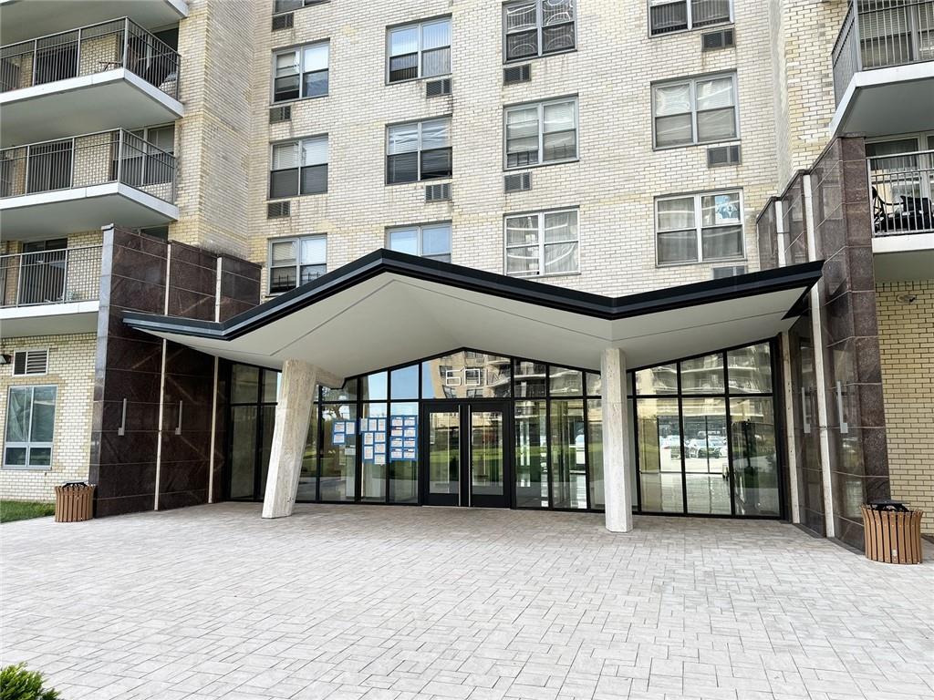 601 Surf Avenue, Unit 18E Brooklyn, NY 11224 - Photo 20 of 24 a view of building with a lot of windows