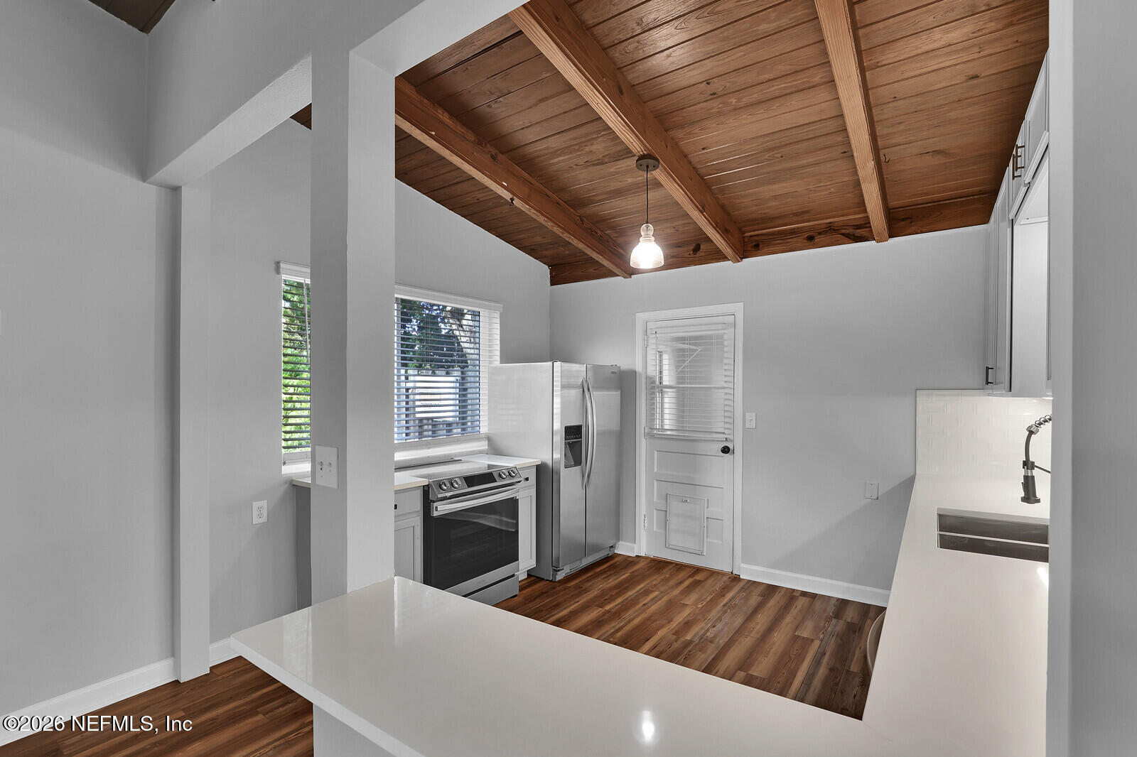 1811-1813 Seminole Road Atlantic Beach, FL 32233 - Photo 5 of 23 Breakfast Bar