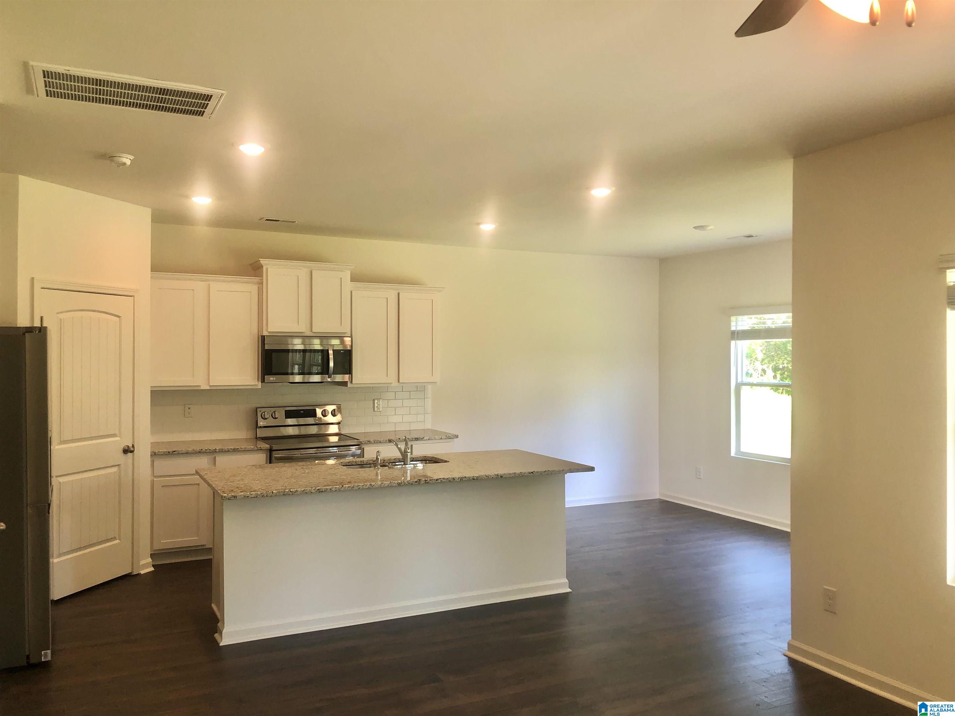 20 Sussex Road Odenville, AL 35120 - Photo 6 of 8