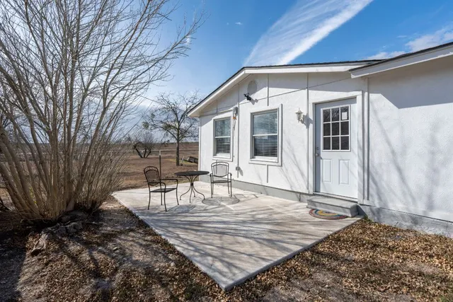 $1,250 | 13415 Crane Road, Buda, TX 78610