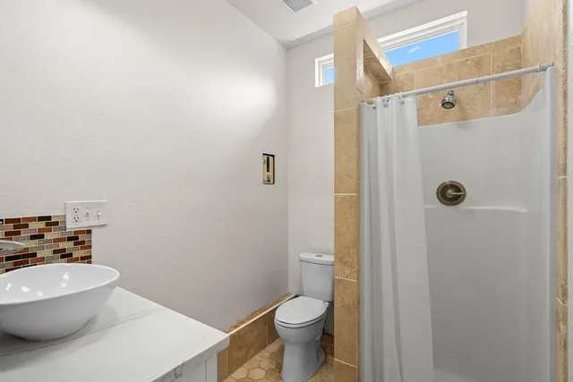 $1,250 | 13415 Crane Road, Buda, TX 78610