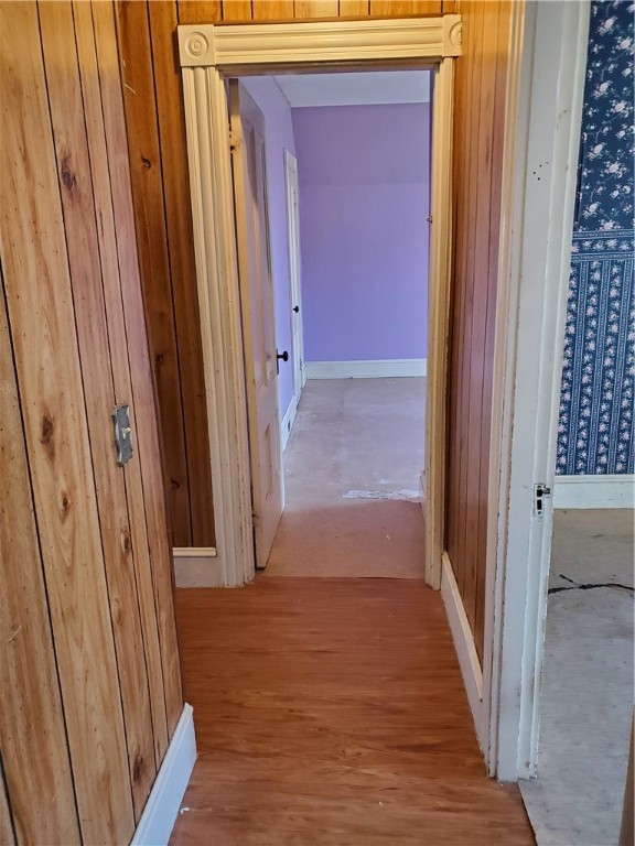 46 Glen Road Woonsocket, RI 02895 - Photo 8 of 18 Foyer