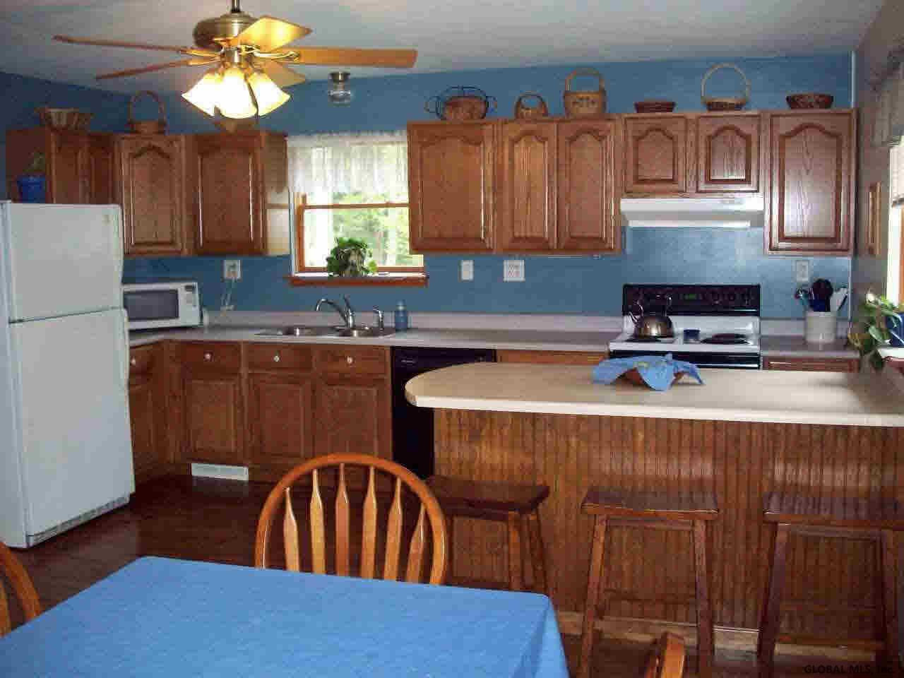 855 Locust Grove Road Greenfield, NY 12833 - Photo 3 of 9 Photo 3