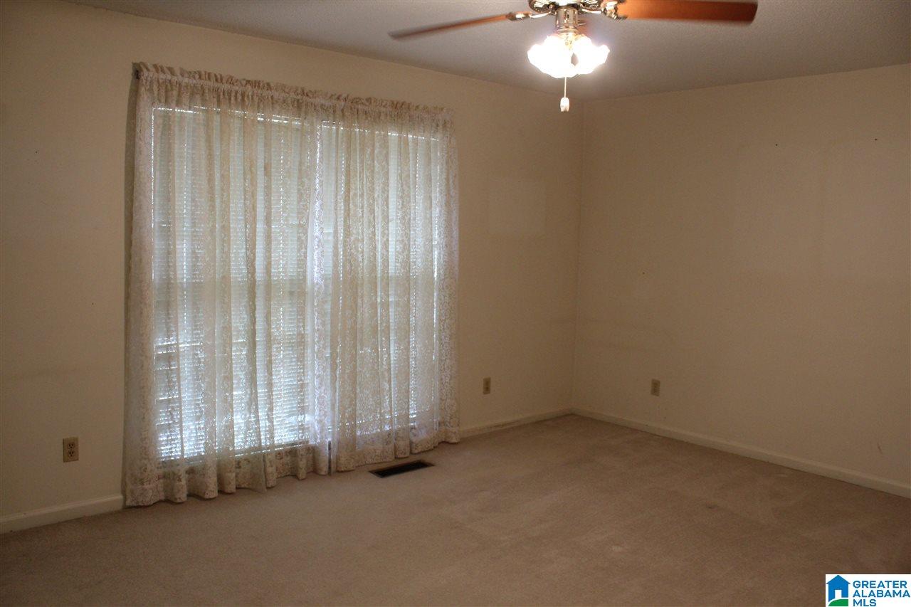 811 Woodridge Road Bessemer, AL 35022 - Photo 17 of 33