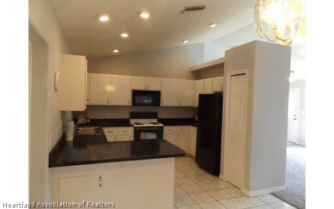 305 Parkview Road Sebring, FL 33870 - Photo 3 of 18 Gallery Image 3