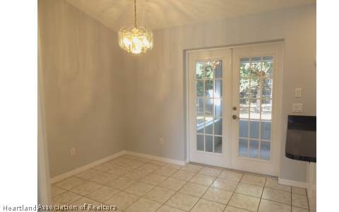305 Parkview Road Sebring, FL 33870 - Photo 4 of 18 Gallery Image 4