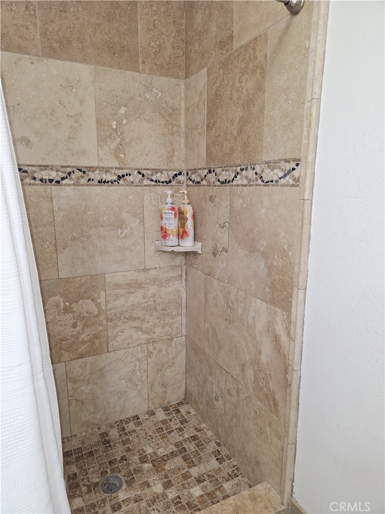 685 South Smoketree Avenue Rialto, CA 92316 - Photo 15 of 20