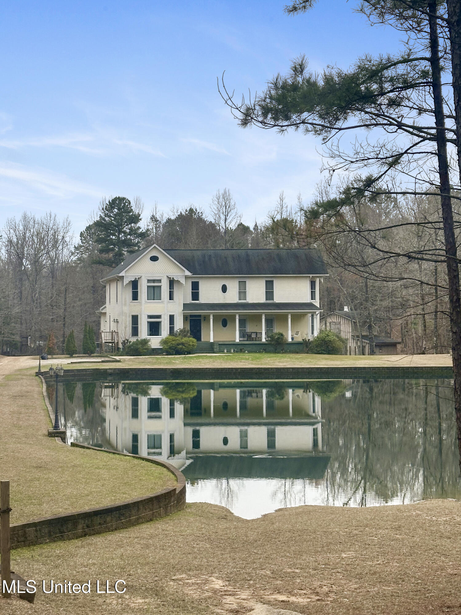 444 Gore Springs Road Gore Springs, MS 38929 - Photo 4 of 81 10688-04 444 Gore Sprin