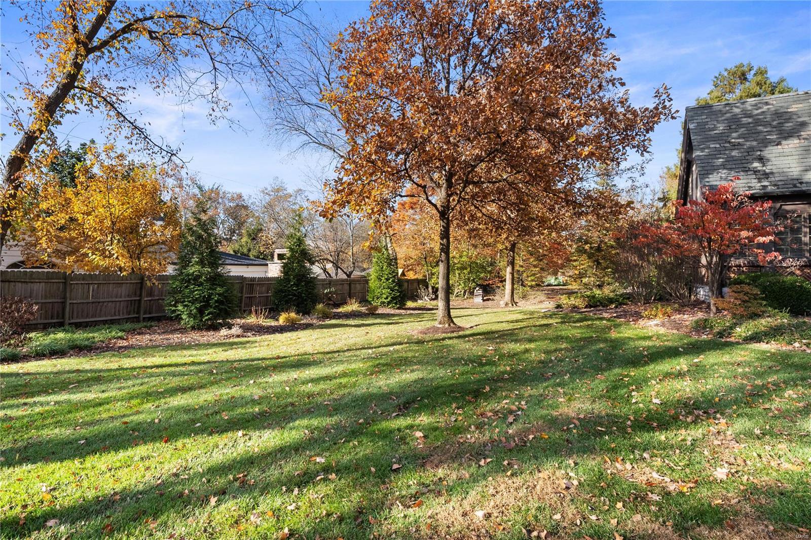907 Warson Road Ladue, MO 63124 - Photo 41 of 45