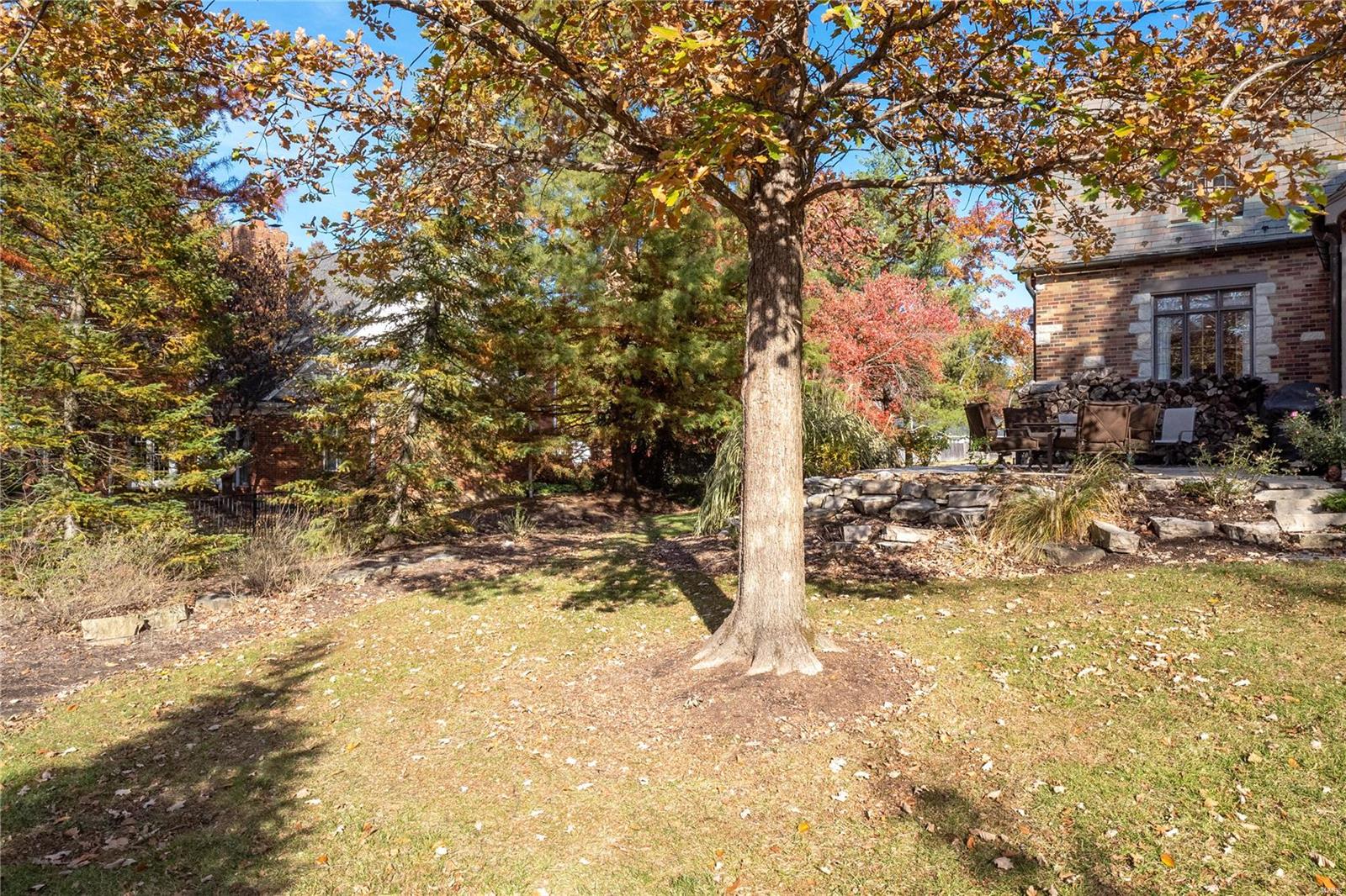 907 Warson Road Ladue, MO 63124 - Photo 42 of 45