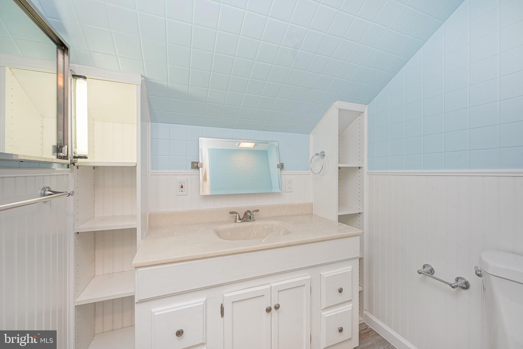 153 Hopewell Road Marlton, NJ 08053 - Photo 40 of 68 an empty room with windows