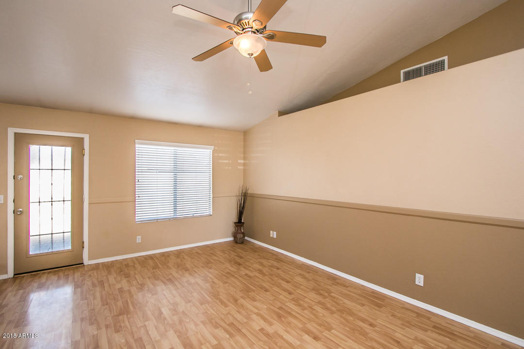 2046 East Cathy Court Gilbert, AZ 85296 - Photo 16 of 36 E Cathy Ct-16