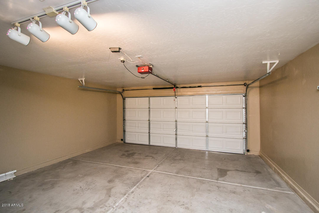2046 East Cathy Court Gilbert, AZ 85296 - Photo 28 of 36 E Cathy Ct-28