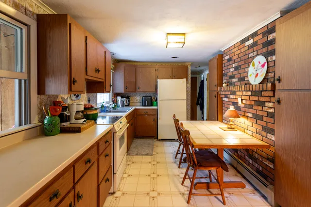 $700,000 | 134 Wildes District Road, Kennebunkport, ME 04046