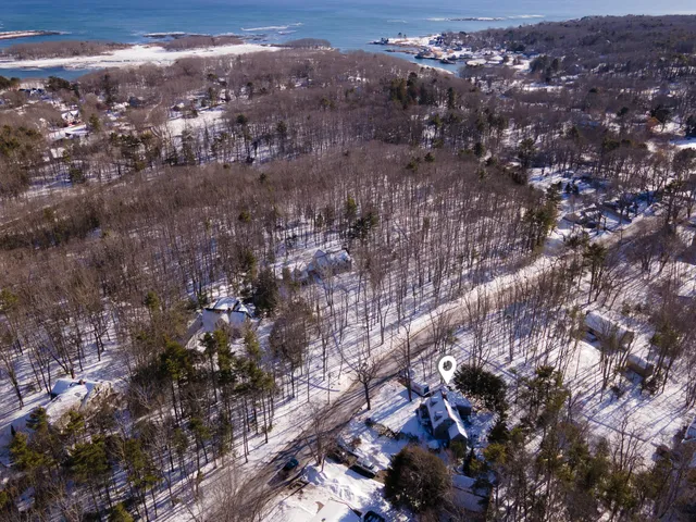 $700,000 | 134 Wildes District Road, Kennebunkport, ME 04046