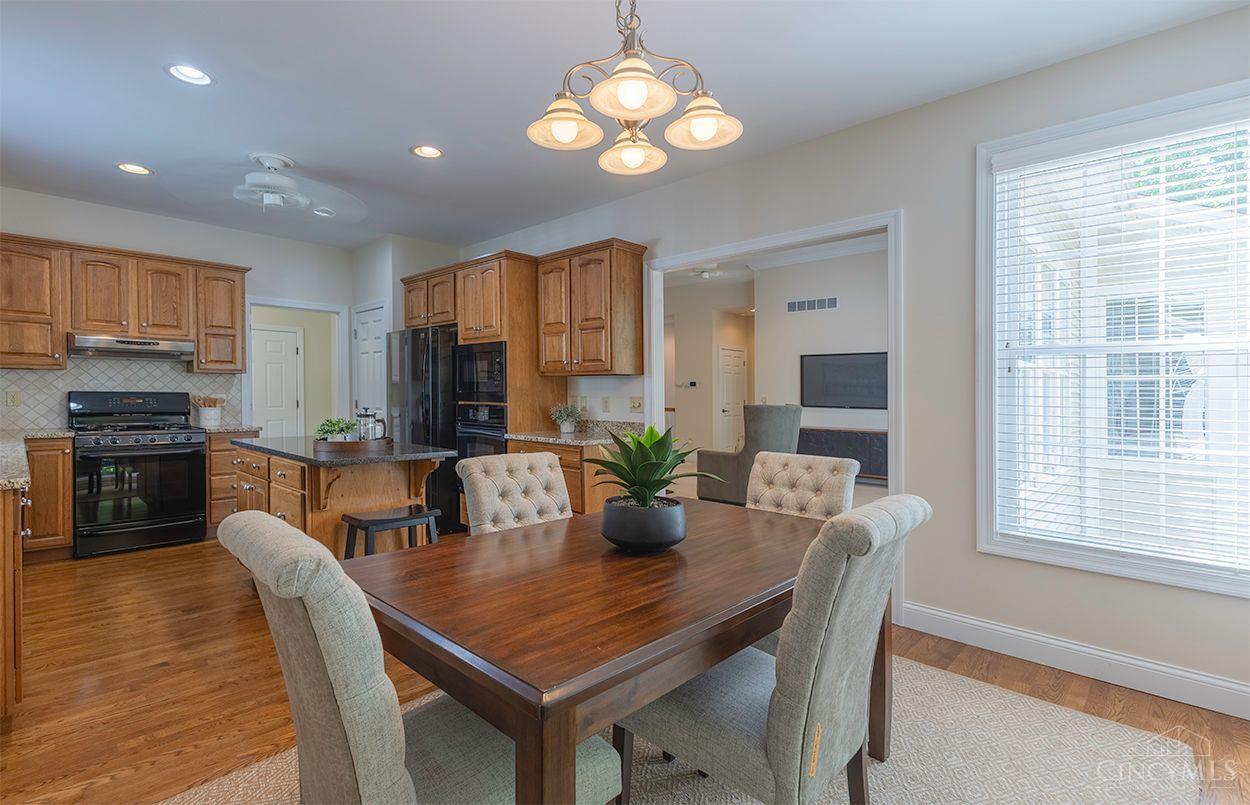 6879 Prairie View Drive Maineville, OH 45039 - Photo 12 of 43