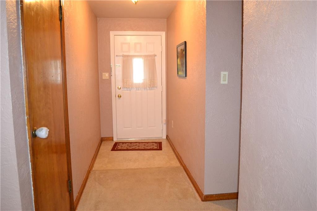 433 Raspberry Drive Monroeville, PA 15146 - Photo 2 of 16 Gallery Image 2