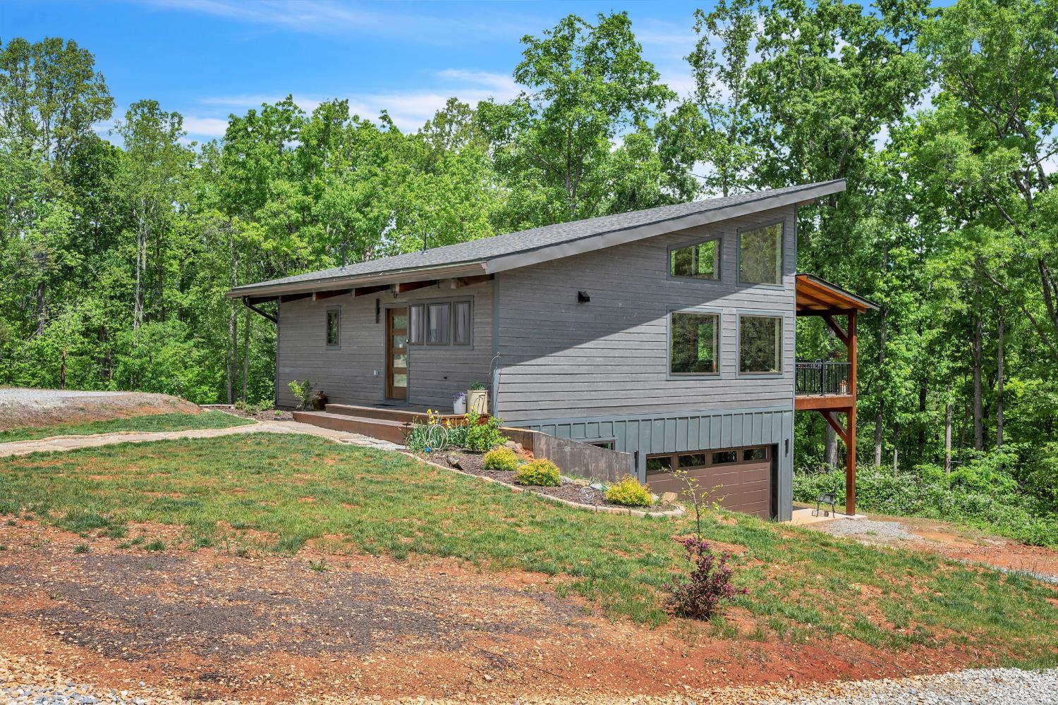 2032 Turkey Mountain Road Amherst, VA 24521 - Photo 3 of 53