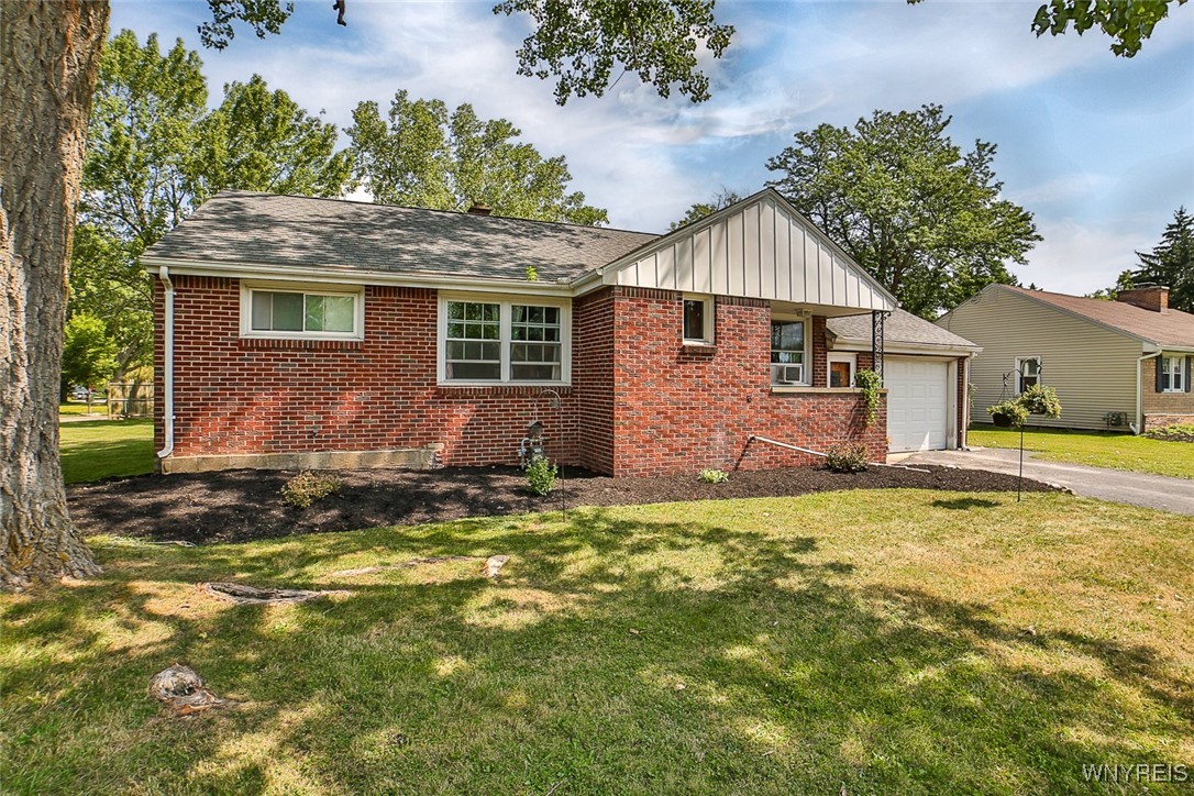 425 Cadman Drive Amherst, NY 14221 - Photo 5 of 33