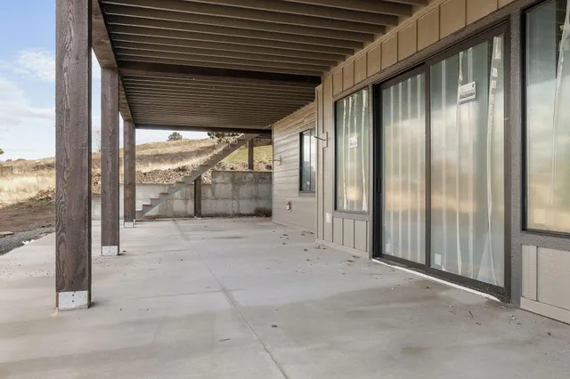 $2,395,000 | 238 North Legacy Ridge Drive, Liberty Lake, WA 99019