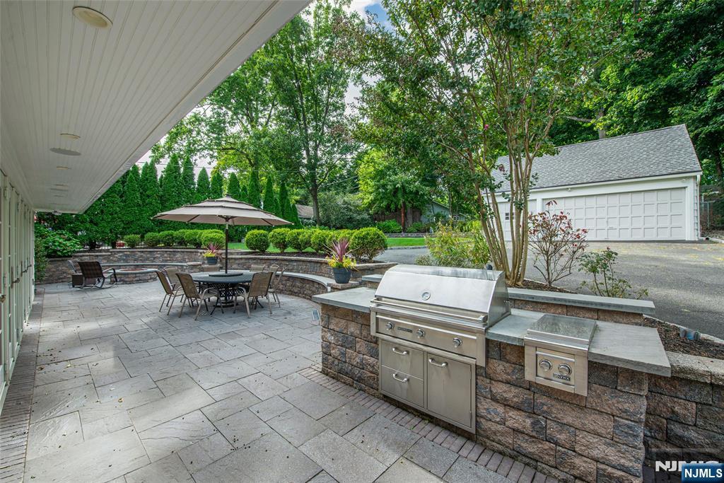 486 Ridgewood Avenue Glen Ridge, NJ 07028 - Photo 39 of 46 Gallery Image 39