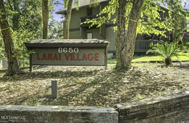 $152,650 | 254 Lanai Village, Diamondhead, MS 39525