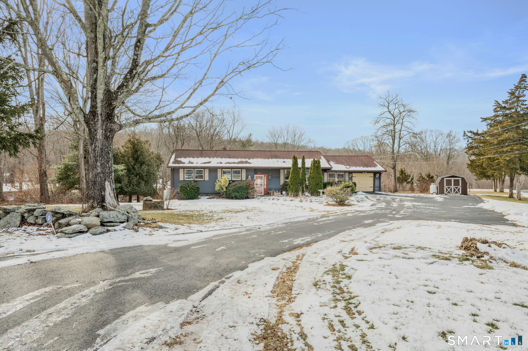 1040 East Lake Road Oakdale, CT 06370 - Photo 2 of 25