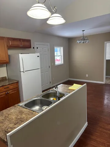 $190,000 | 415 South Main Street, Lawton, MI 49065