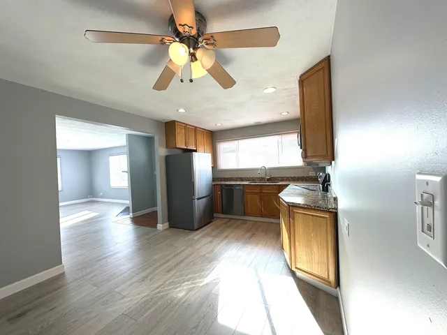 $2,000 | 1410 Beverly Lane, Streamwood, IL 60107