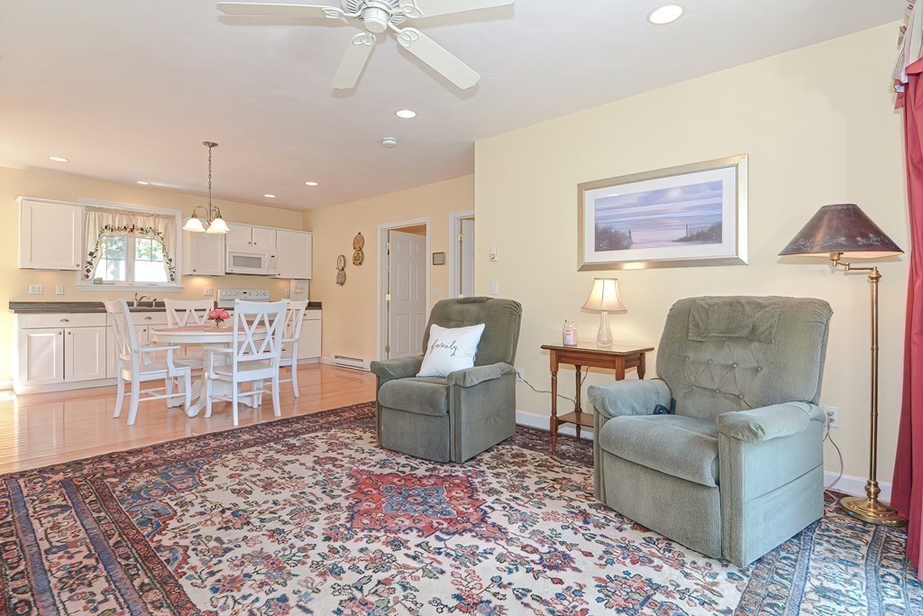 41 Sutherland Road North Attleboro, MA 02760 - Photo 9 of 34 Gallery Image 9