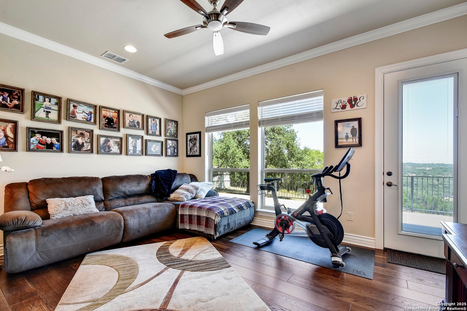 8 Braeburn Court Bulverde, TX 78163 - Photo 36 of 64 a living room with furniture and a large window