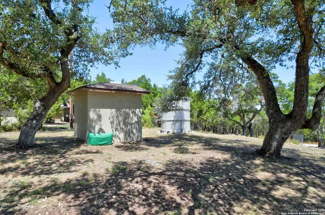 $1,450,000 | 8 Braeburn Court, Bulverde, TX 78163